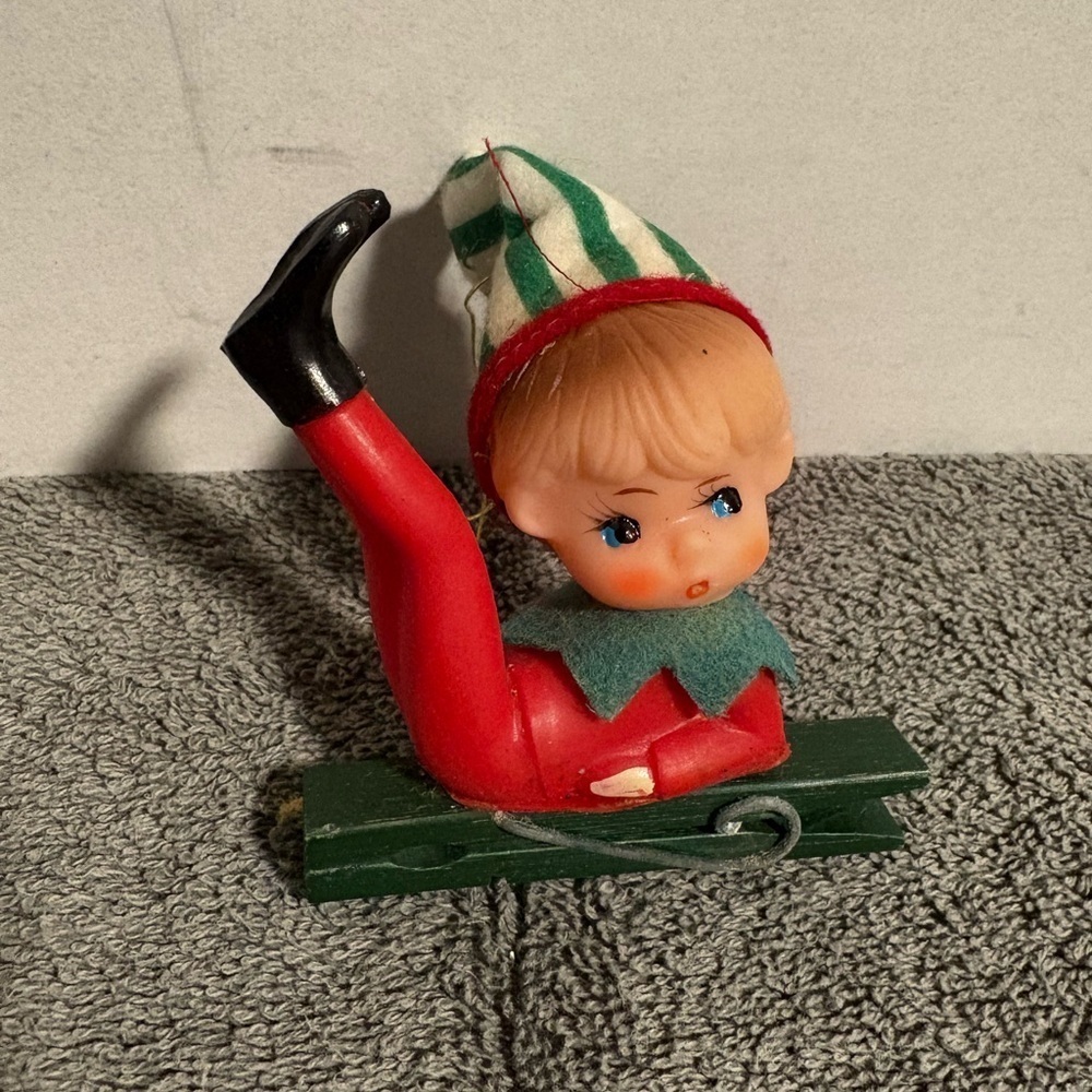 Vintage Pixie Elf Christmas Elves Knee Hugger Ornament Decoration Clothespin